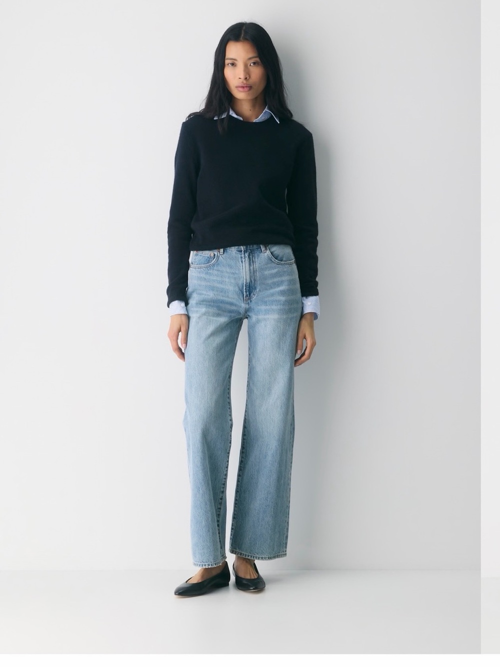Aritzia Denim Forum The Farrah High Rise Wide Jean 24 NWT